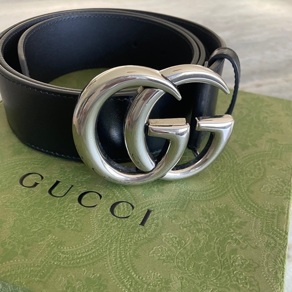 Ladies Gucci Medium Buckle, Black Belt